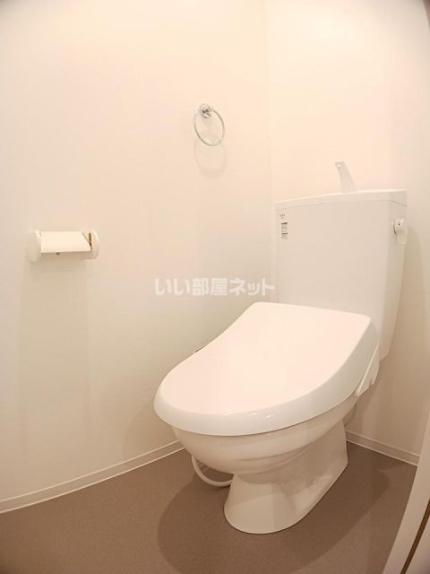 ジーメゾン厚木愛甲カウスのトイレ写真