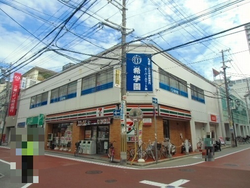 コンビニ　セブン－イレブン　西宮南昭和町店（コンビニ）まで210m