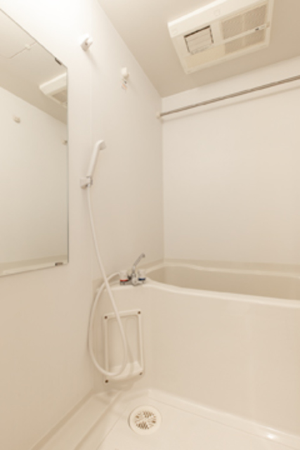 バス・シャワールーム　※写真は同タイプ住戸です。