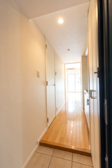 玄関　※写真は同タイプ住戸です。