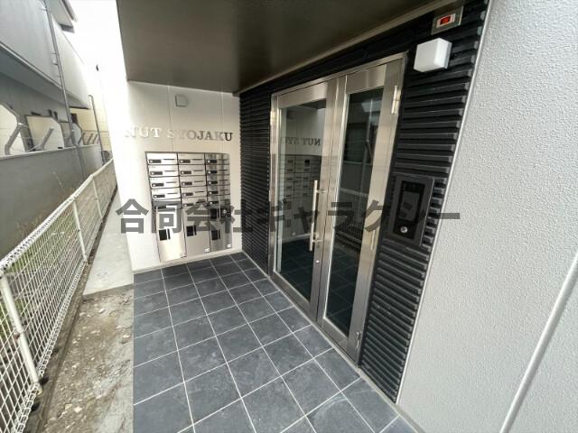 エントランス　エントランス