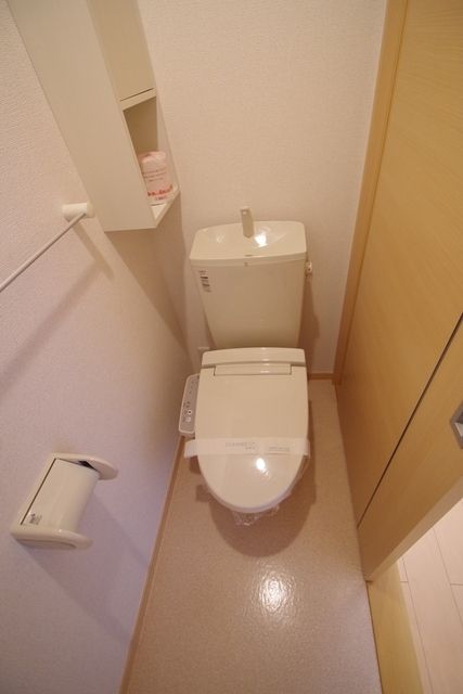 トイレ　★温水洗浄器付きトイレ★