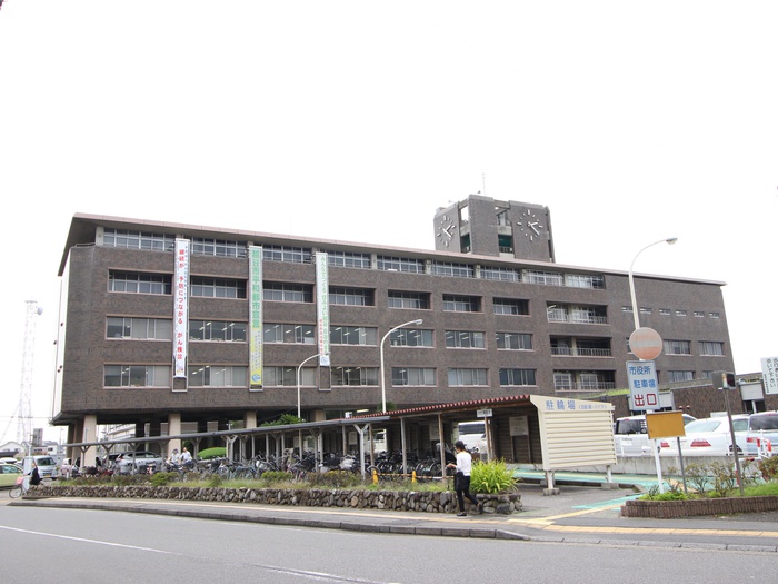 役所　越谷市役所（役所）まで200m