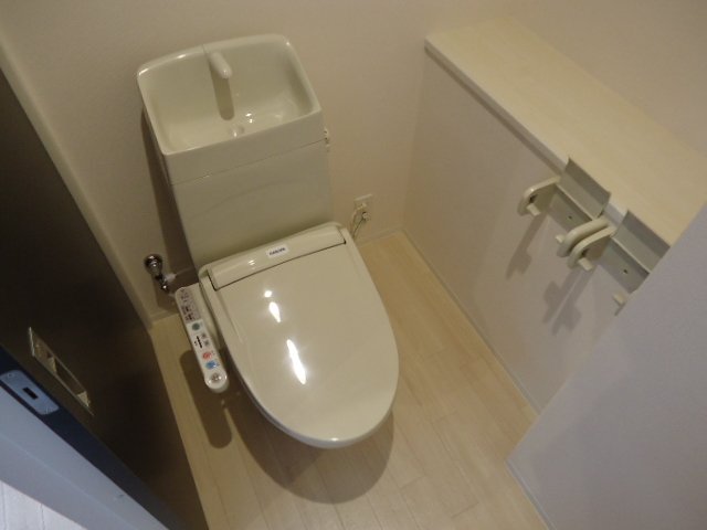 トイレ　トイレ