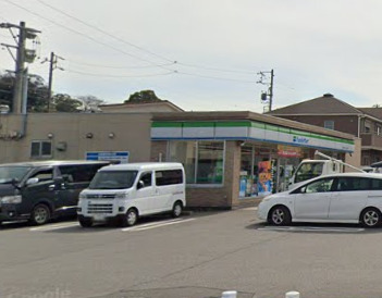 コンビニ　ファミリーマート 東海荒尾インター東店（コンビニ）まで562m