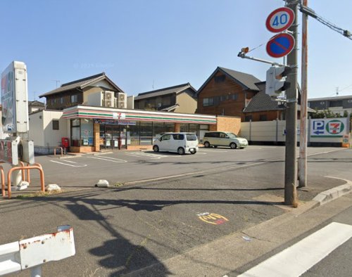 コンビニ　セブンイレブン 東海市富貴ノ台店（コンビニ）まで727m