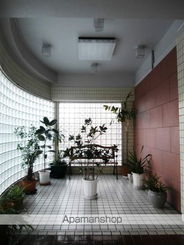 ロビー　ロビー