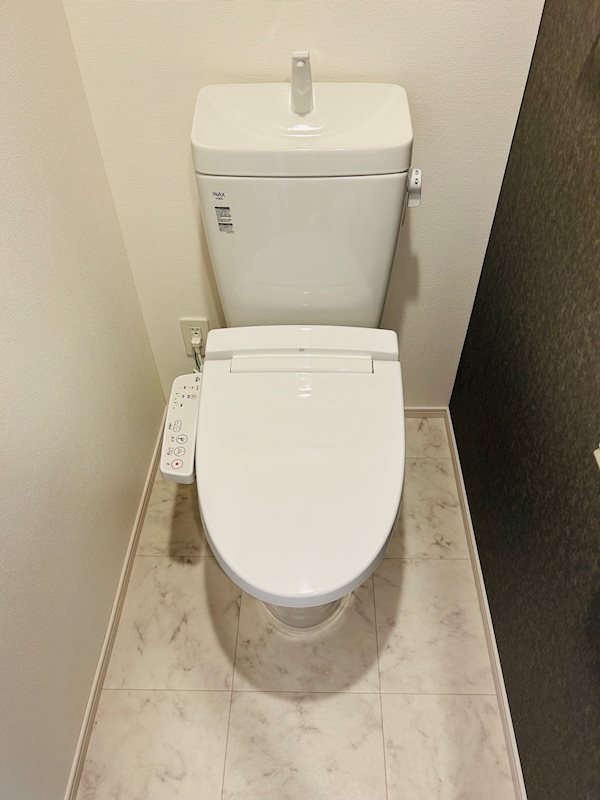 トイレ　※参考写真