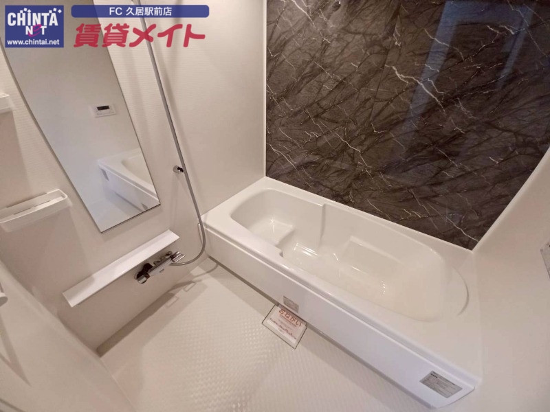 バス・シャワールーム　同型参考写真