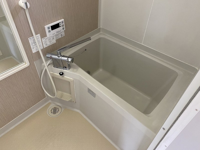 バス・シャワールーム　追い焚き付き