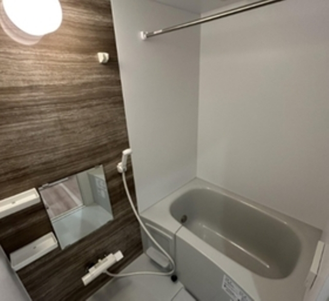 バス・シャワールーム　※同間取り他部屋参考写真