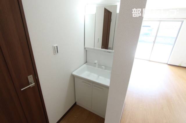 洗面設備　ＥＡＳＴの写真