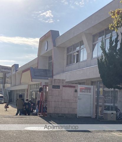 幼稚園・保育園　千早幼稚園（幼稚園・保育園）まで351m