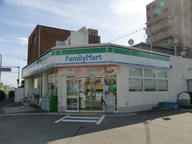 コンビニ　ファミリーマート八尾高安町店（コンビニ）まで354m