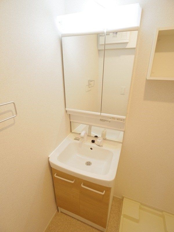 洗面設備　※同仕様写真※