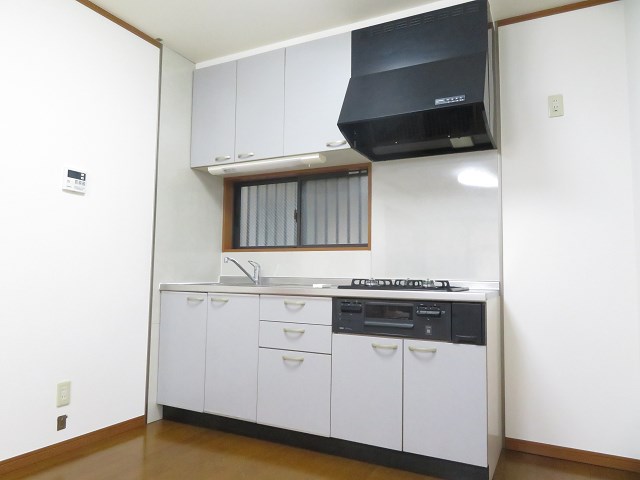 キッチン　別部屋参照。お問い合わせは【048-776-5175】レーベ