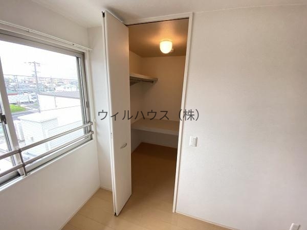 収納　ウォークインクローゼット！
