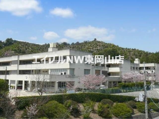 小学校　玉野市立玉原小学校（小学校）まで988m