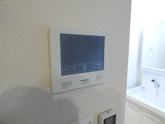 セキュリティ　モニター付きインターホンです