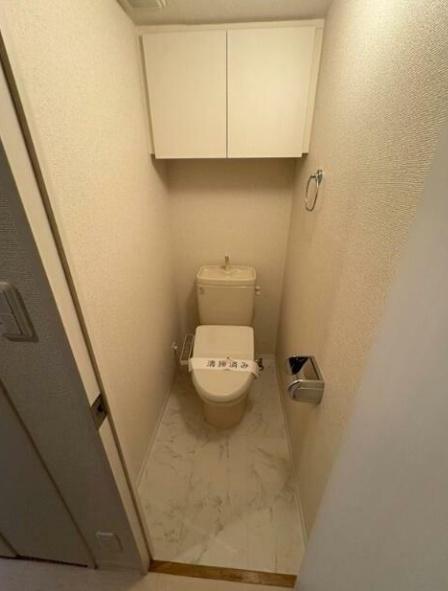トイレ　別部屋の参考写真です。現況有姿
