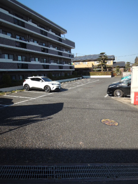駐車場　【空要確認】