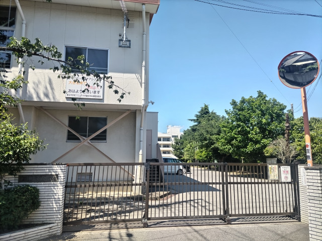 中学校　市川市立第五中学校（中学校）まで600m