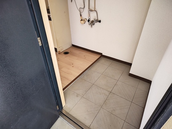 玄関　※別部屋の写真です