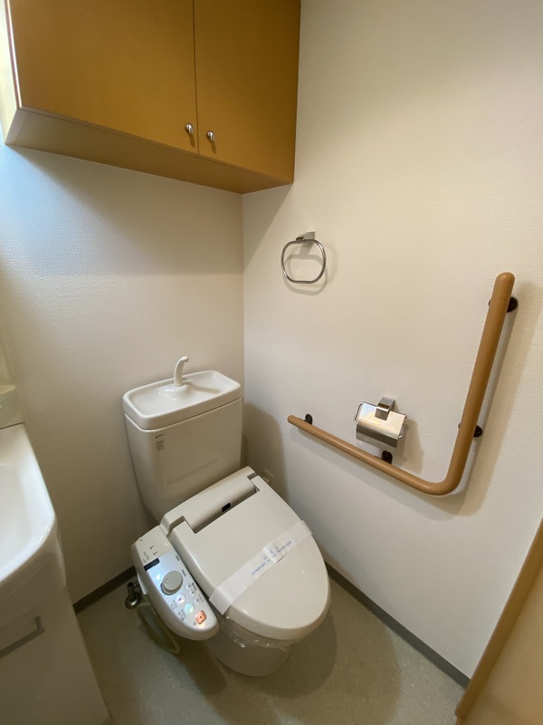 東京メトロ日比谷線 入谷駅 徒歩7分 9階建 築20年のトイレ写真