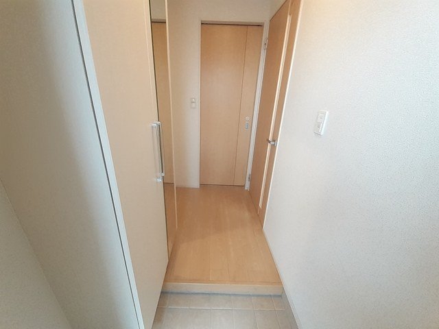 玄関　落ち着いた玄関です