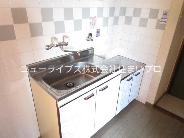 京阪本線 大和田駅 徒歩3分 4階建 築31年のキッチン写真
