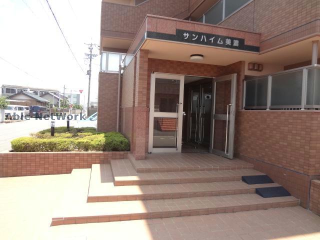 エントランス　エントランス部分