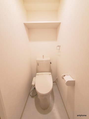 Luxe新大阪SOUTHのトイレ写真