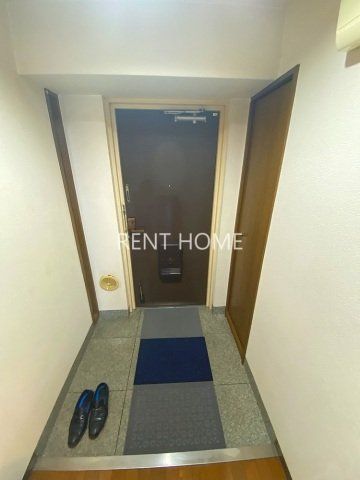 玄関　同仕様タイプの写真です。