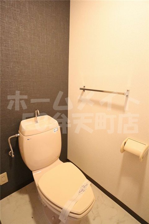 トイレ　落ち着いたトイレです