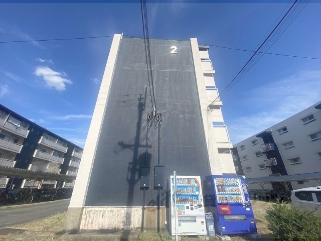 ビレッジハウス曽大根2号棟の外観写真