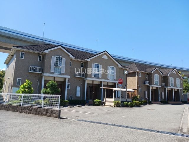 ＪＲ山陽本線 垂水駅 バス乗車時間：15分 最寄りバス停で下車 徒歩5分 築21年