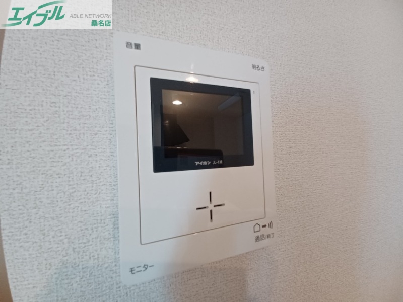 セキュリティ　同型参考写真