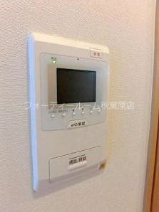 セキュリティ　《見学予約受付中》2012年築・賃貸マンション！