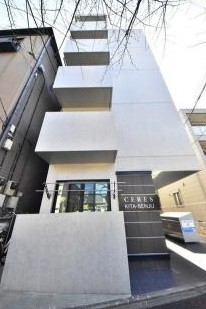 東京メトロ千代田線 北千住駅 徒歩10分 築8年
