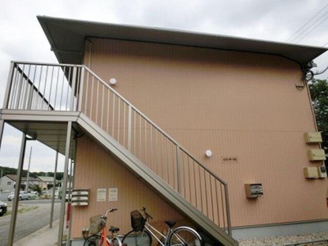 ＪＲ武蔵野線 船橋法典駅 徒歩10分 2階建 築18年の外観写真