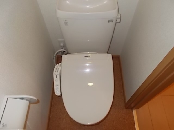 アンプリアルのトイレ写真