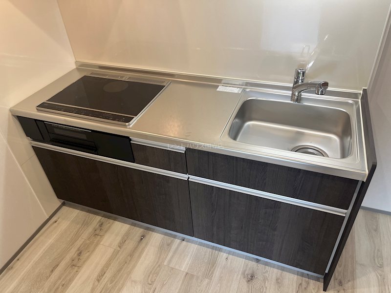 キッチン　同物件別部屋参考写真です