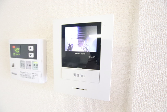 セキュリティ　ＴＶモニタ付きドアホンです。
