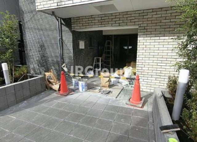 エントランス　エントランス
