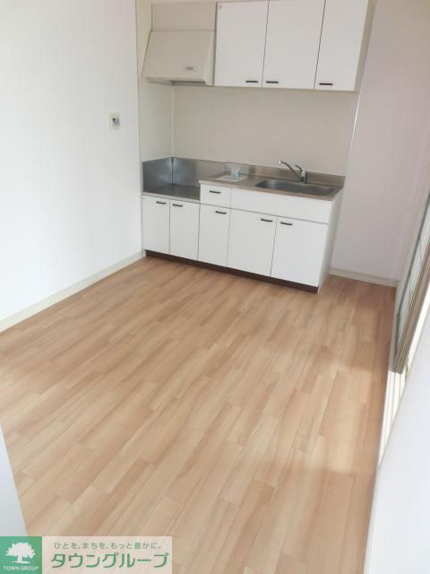 居室・リビング　明るいお部屋です