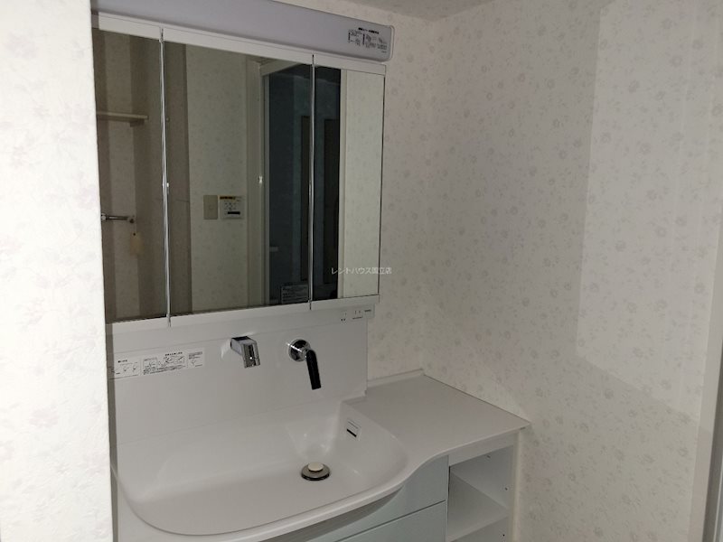 洗面設備　別部屋参考写真