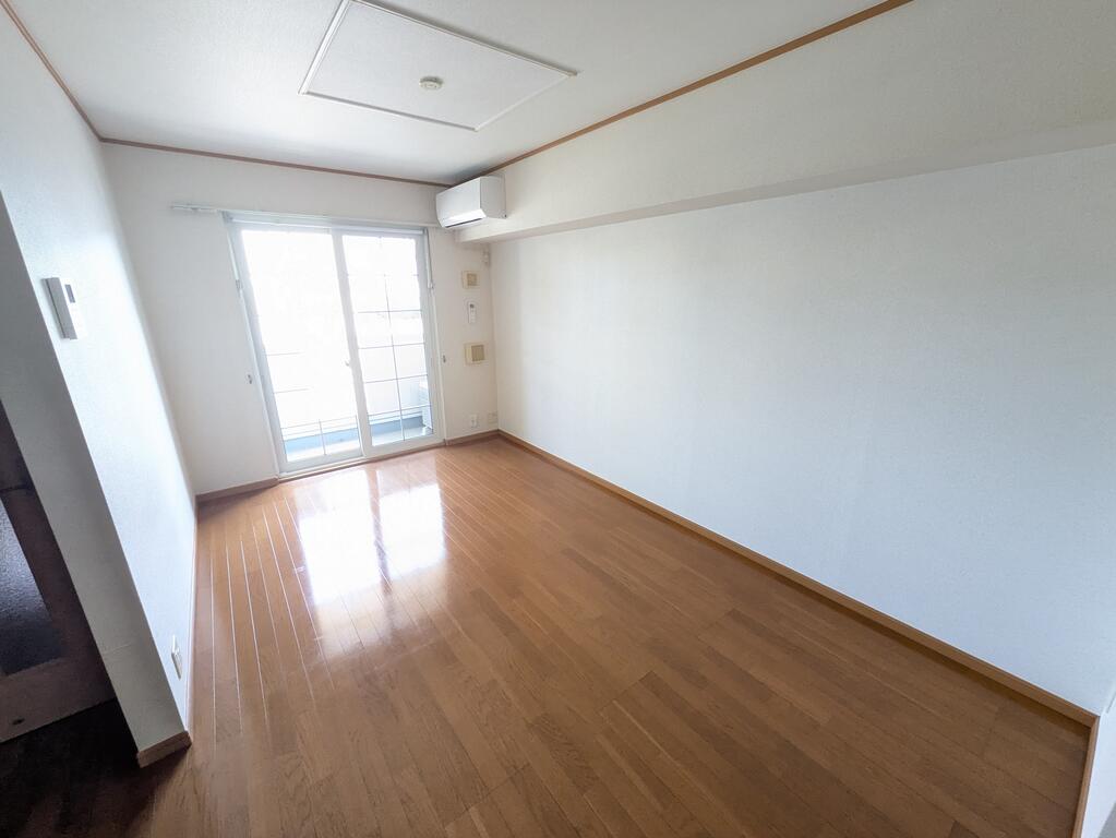 スクエアISの居間写真