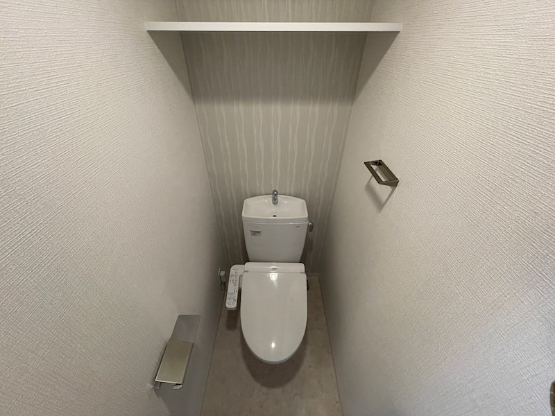 プロヴィスタ神戸三宮EASTのトイレ写真