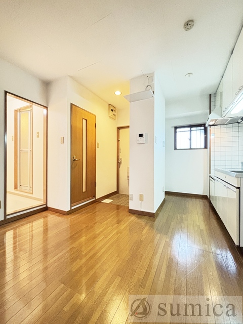 居室・リビング　使い勝手がいいお部屋です♪♪