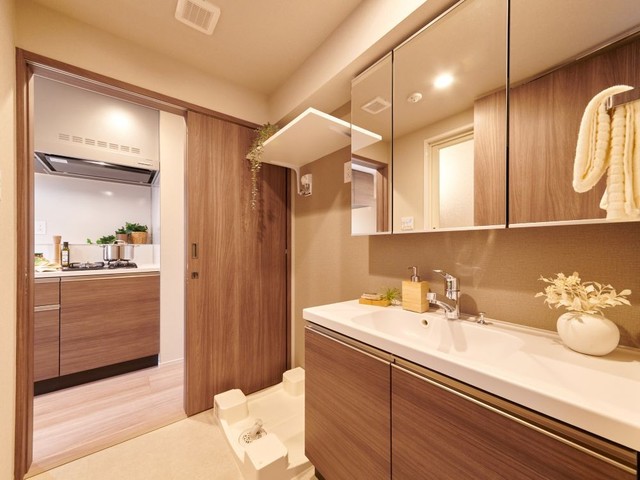 洗面設備　※写真は同タイプ住戸です。